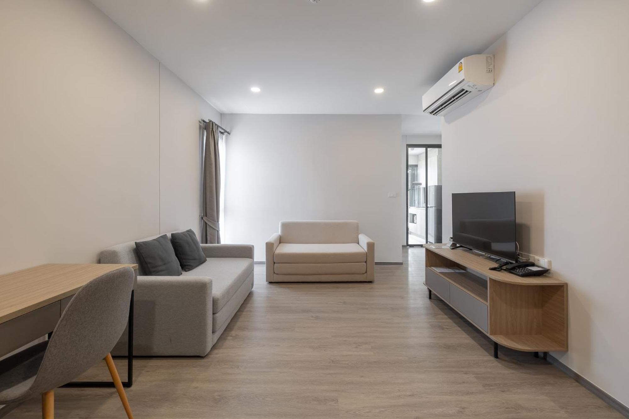 Salaya One Hotel & Service Apartment Esterno foto