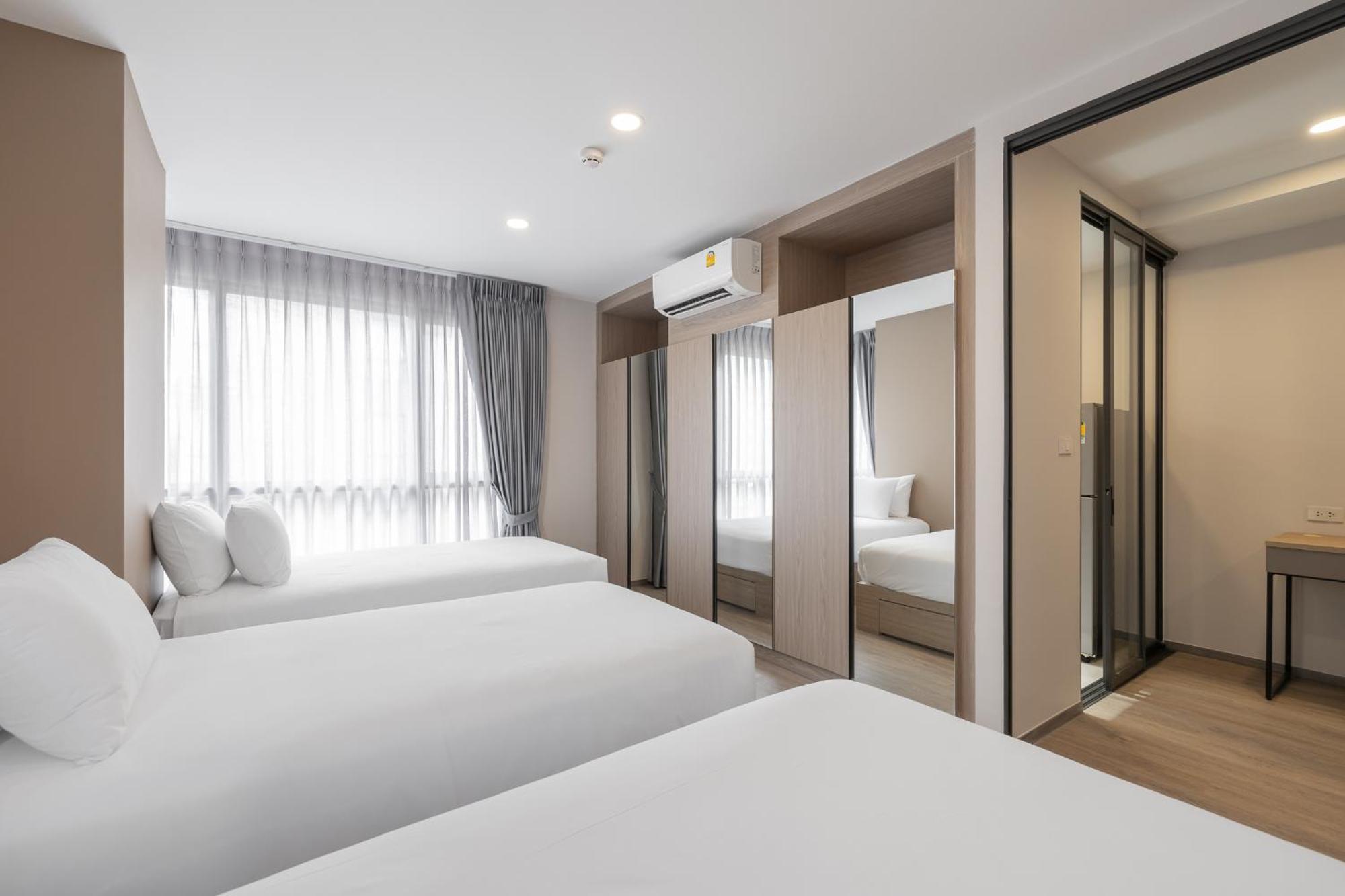 Salaya One Hotel & Service Apartment Esterno foto