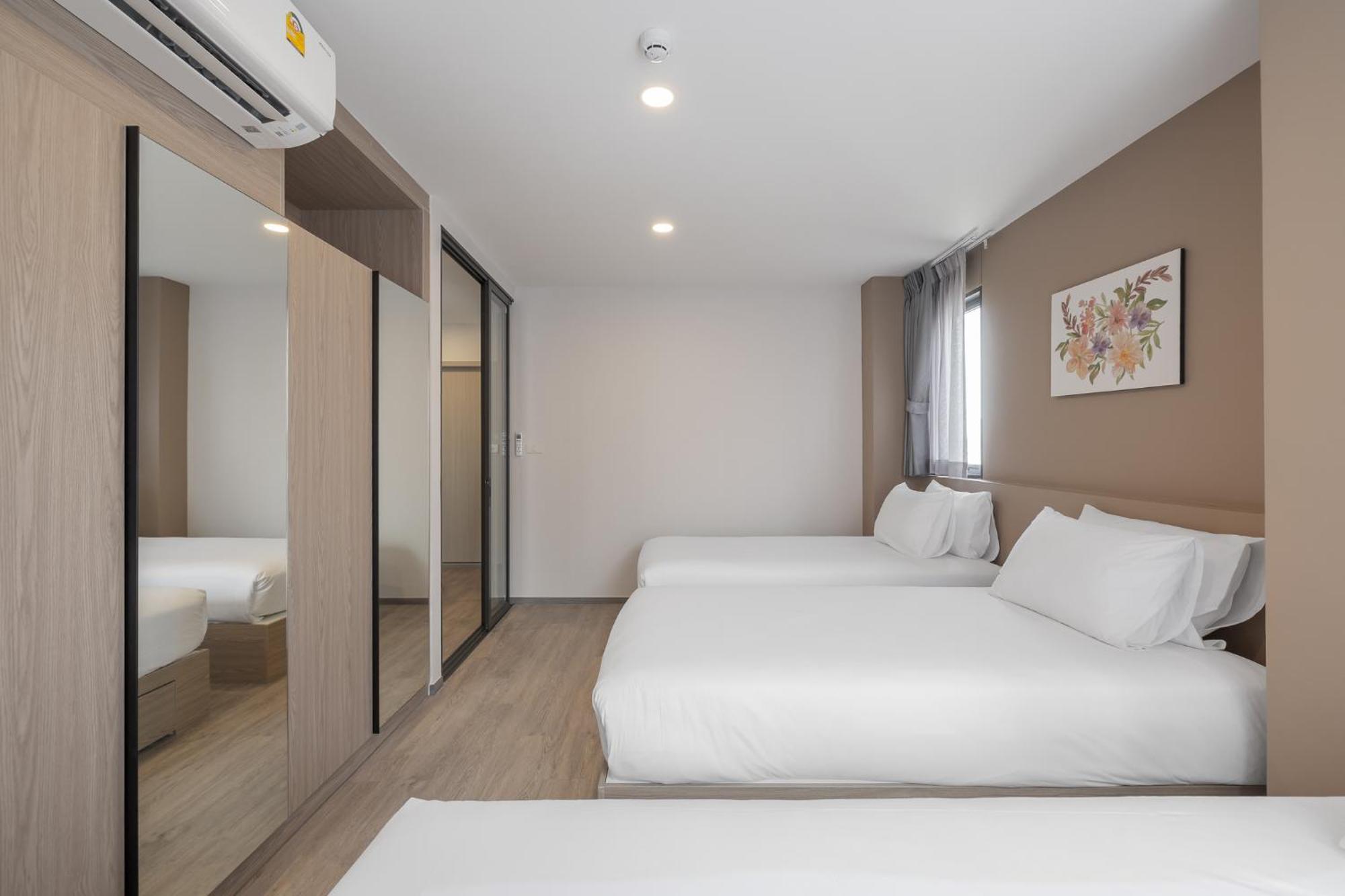 Salaya One Hotel & Service Apartment Esterno foto