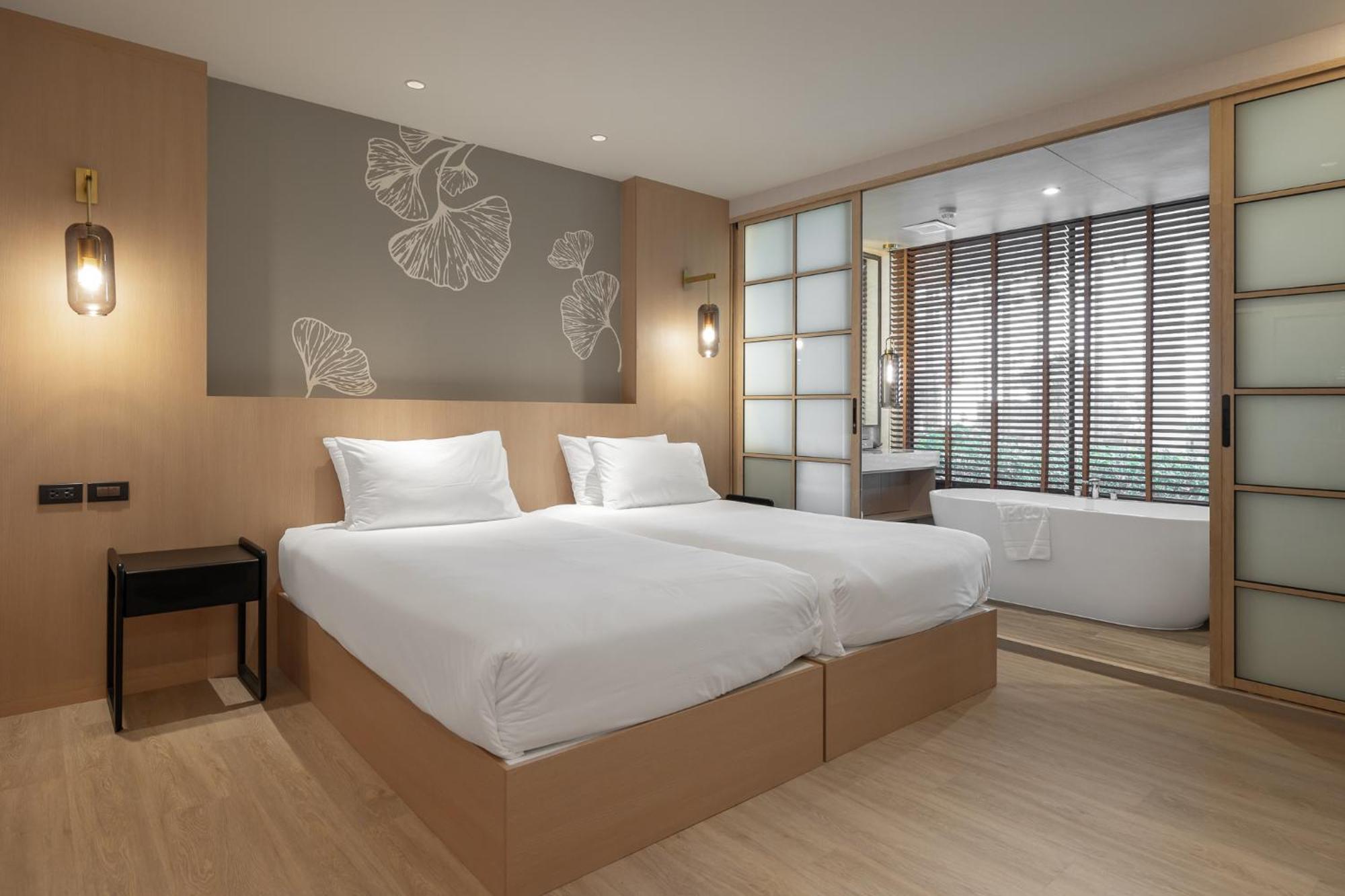 Salaya One Hotel & Service Apartment Esterno foto